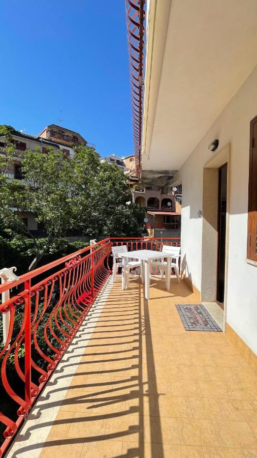 Baia Aurora Villa เลโตยานนี ภายนอก รูปภาพ