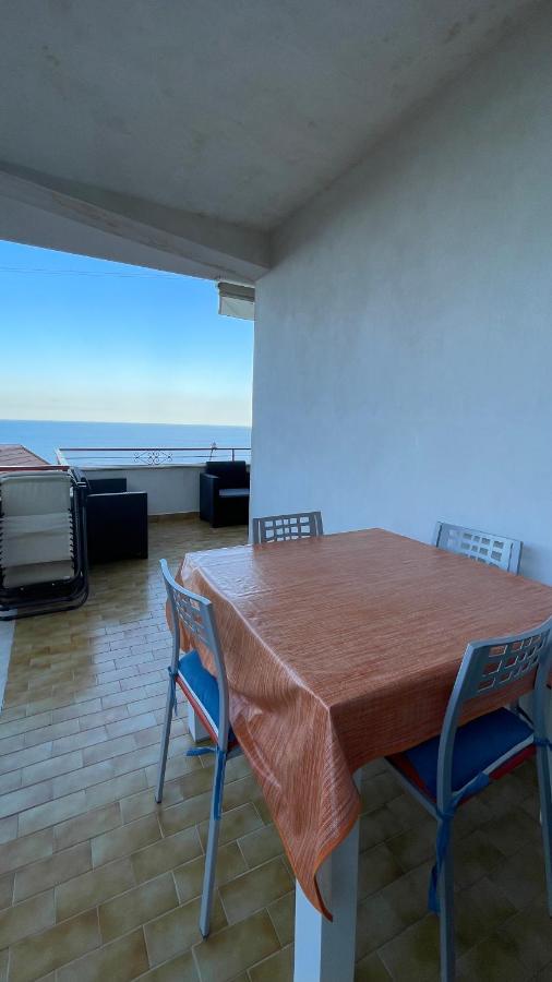 Baia Aurora Villa เลโตยานนี ภายนอก รูปภาพ