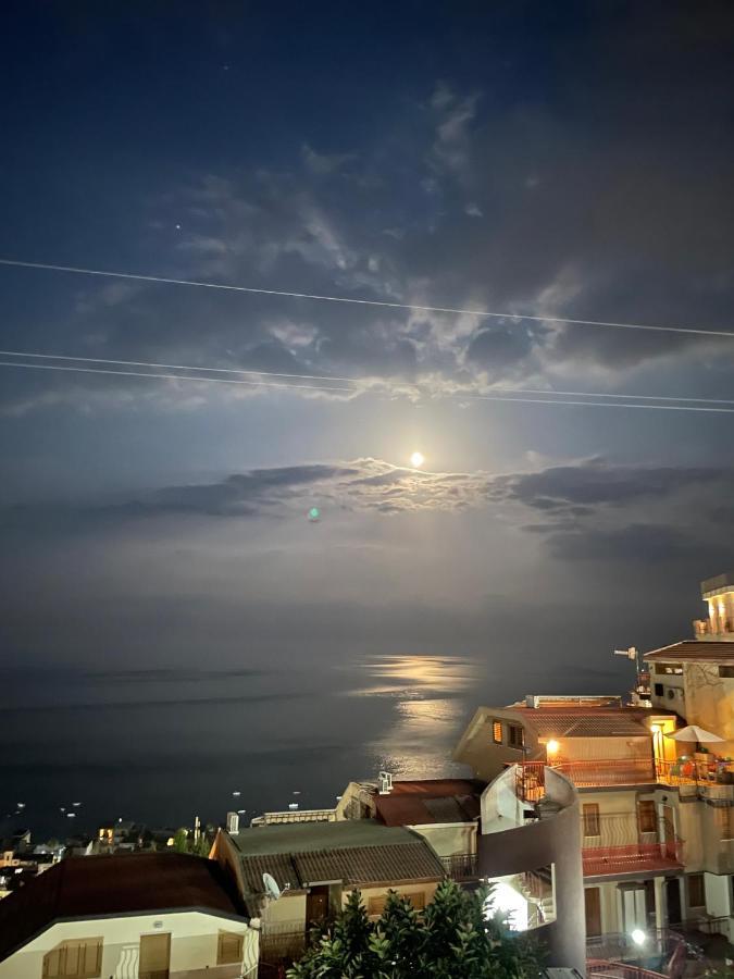 Baia Aurora Villa เลโตยานนี ภายนอก รูปภาพ